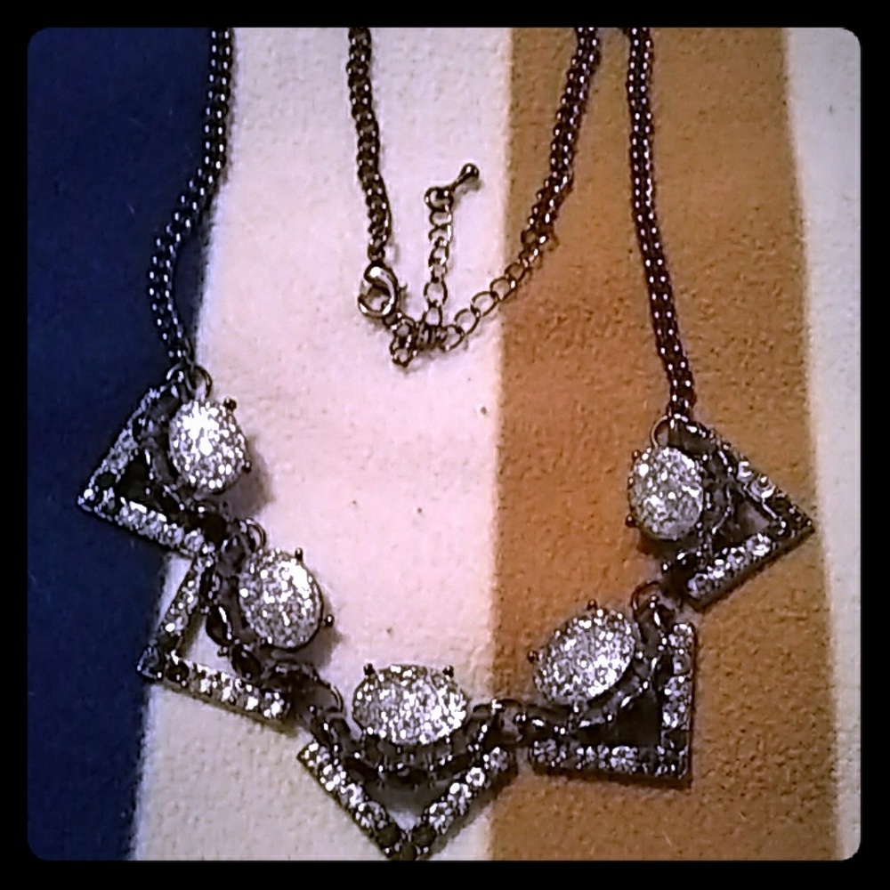 Silver blackish necklace